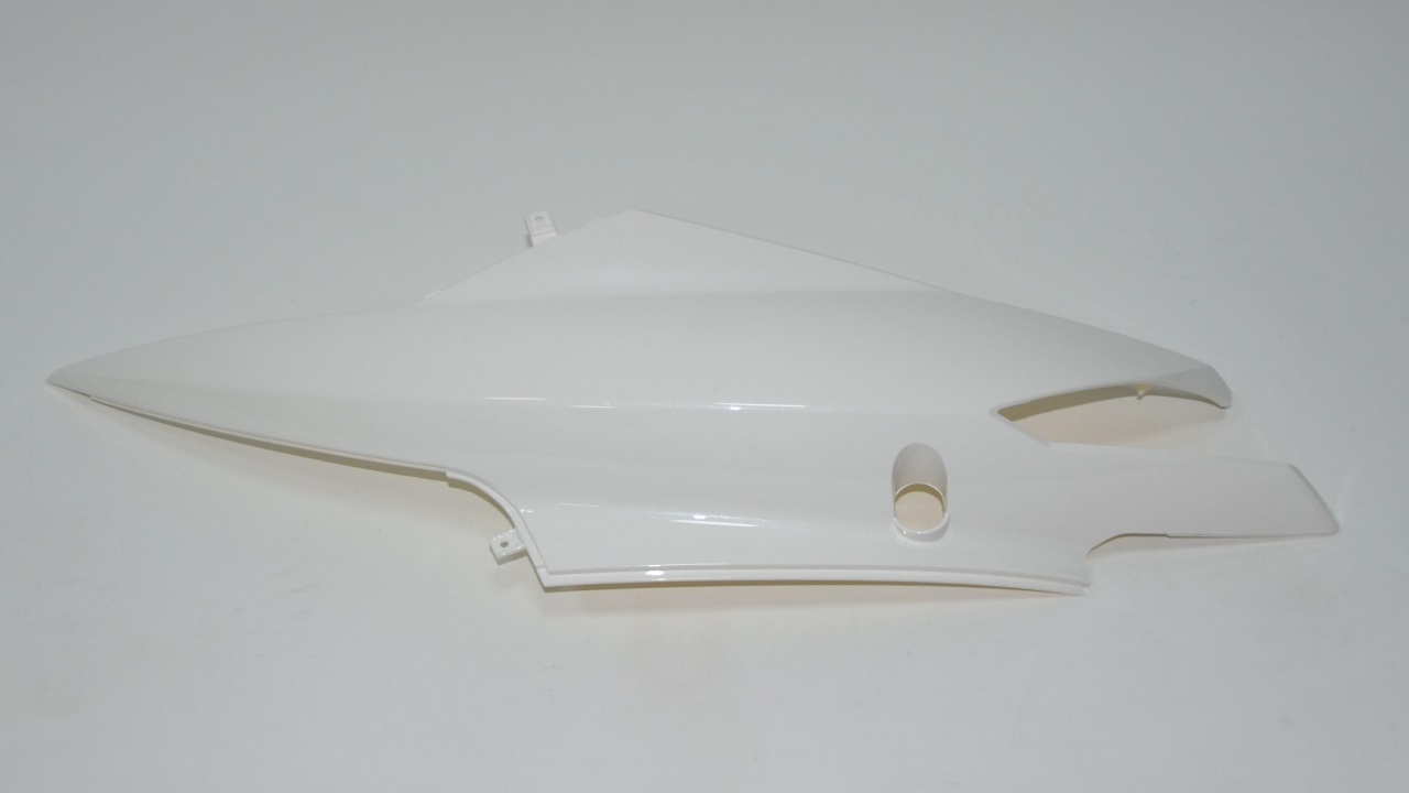 ARKA YAN PANEL SAĞ BEYAZ (PESARO125)